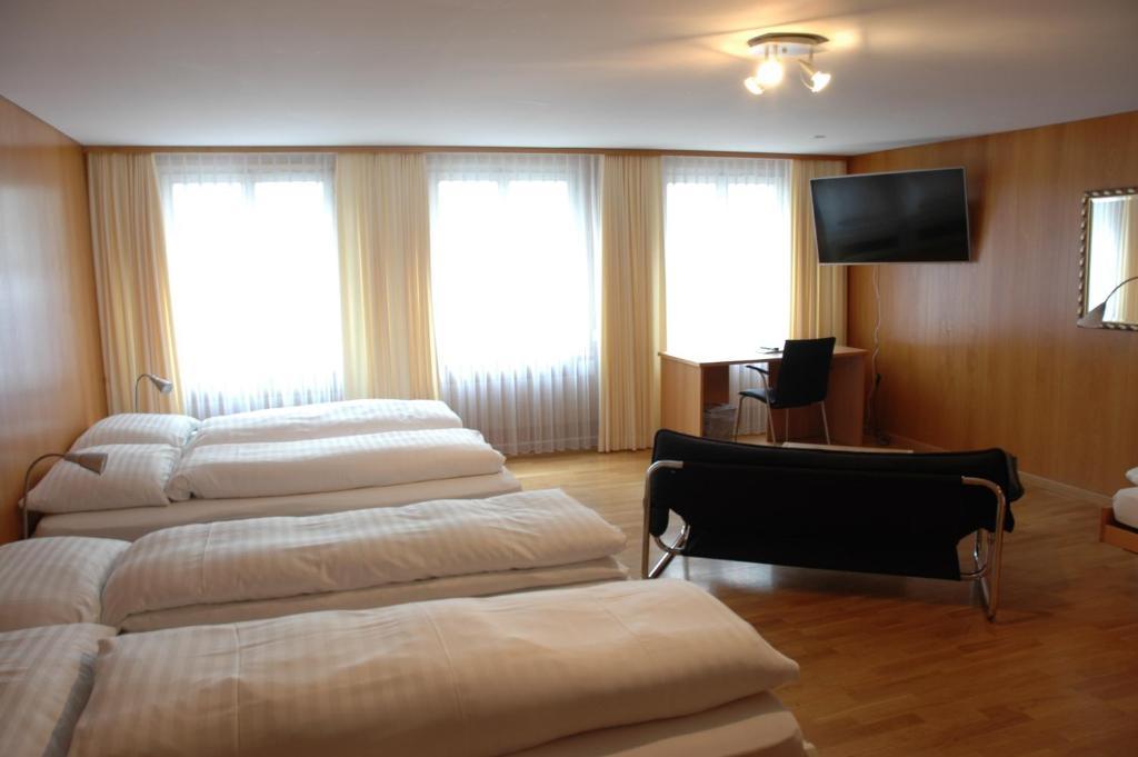 Hotel Weisses Kreuz Санкт-Галлен Номер фото